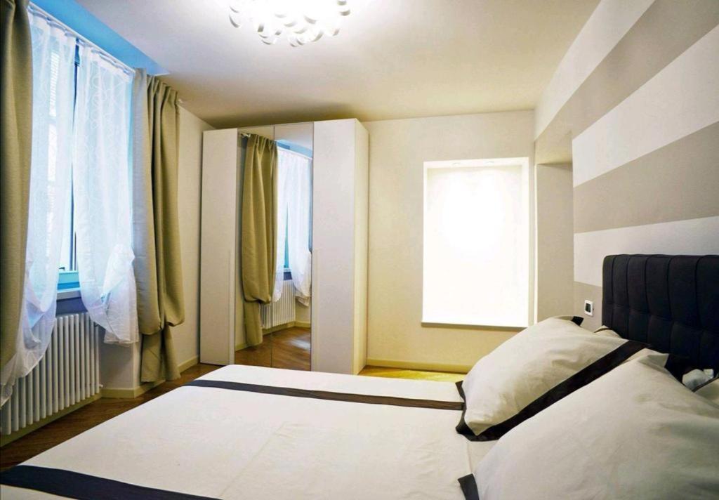Ventuno - Modern Apartment - Country & Lake لوفيري المظهر الخارجي الصورة